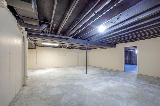 3413 N 154th Terrace Court, Basehor, KS 66007