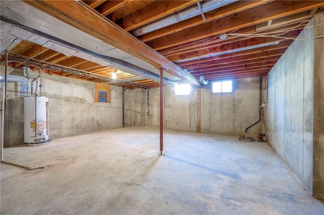 3413 N 154th Terrace Court, Basehor, KS 66007