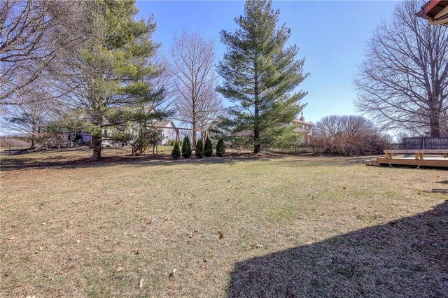 3413 N 154th Terrace Court, Basehor, KS 66007