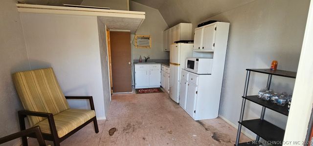 35853 S Cherokee Drive, Park Hill, OK 74451