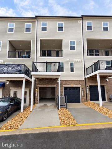 42635 DARALA DR, Ashburn, VA 20147
