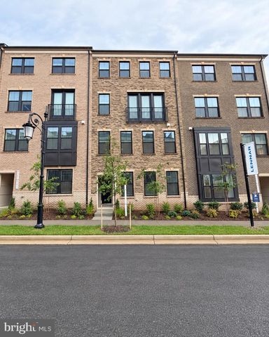 42635 DARALA DR, Ashburn, VA 20147