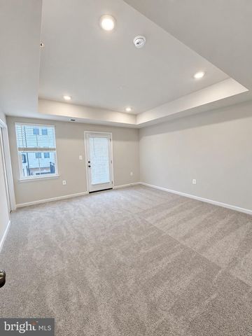 42635 DARALA DR, Ashburn, VA 20147
