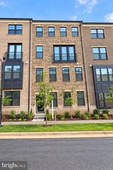42635 DARALA DR, Ashburn, VA 20147