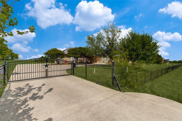 4601 Lake Drive, Celina, TX 75009