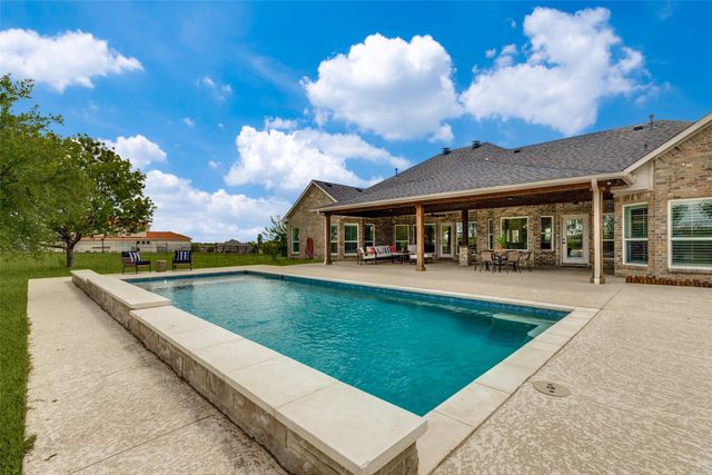 4601 Lake Drive, Celina, TX 75009