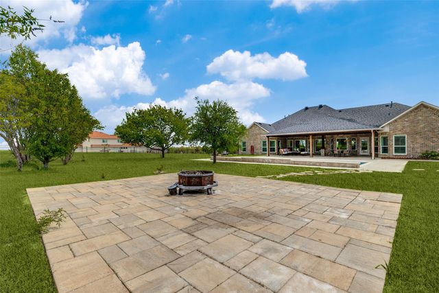 4601 Lake Drive, Celina, TX 75009