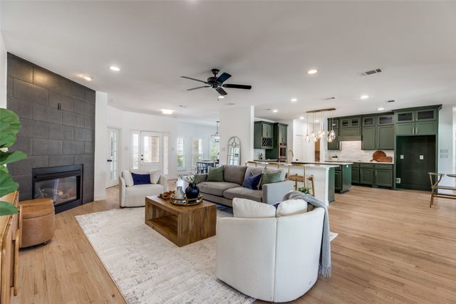 4601 Lake Drive, Celina, TX 75009