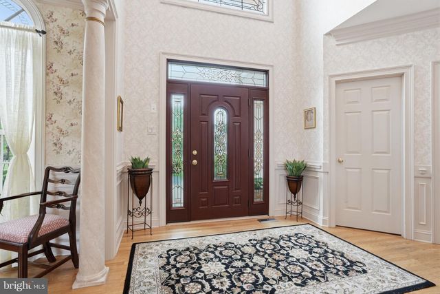 25 ALEXANDERS CT, Newtown, PA 18940