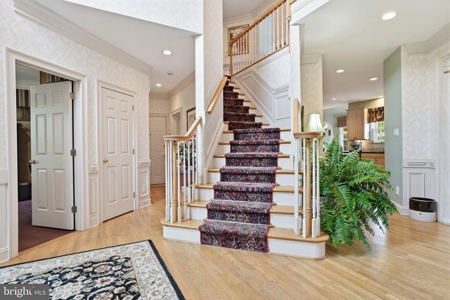 25 ALEXANDERS CT, Newtown, PA 18940