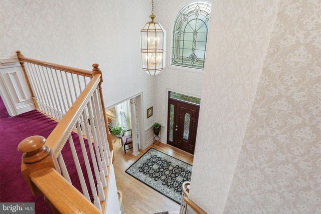 25 ALEXANDERS CT, Newtown, PA 18940