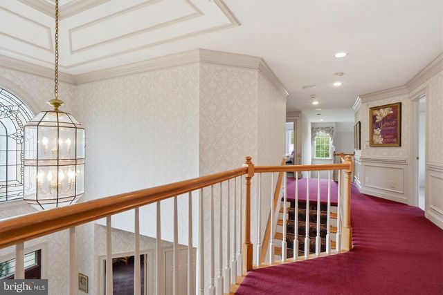 25 ALEXANDERS CT, Newtown, PA 18940