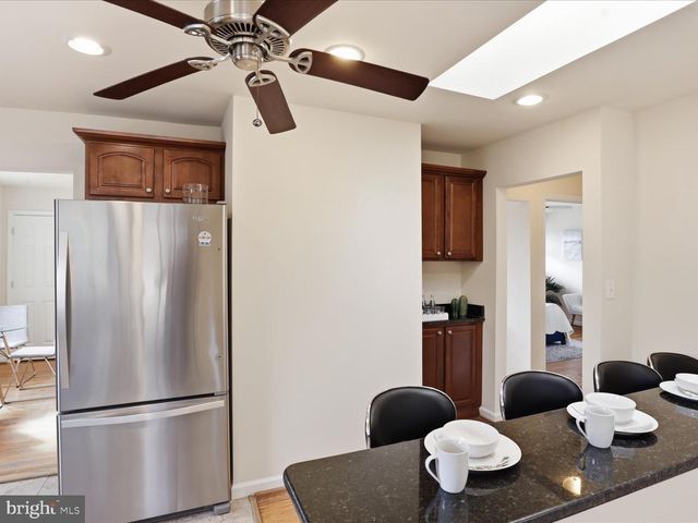 3955 TANEY AVE, Alexandria, VA 22304