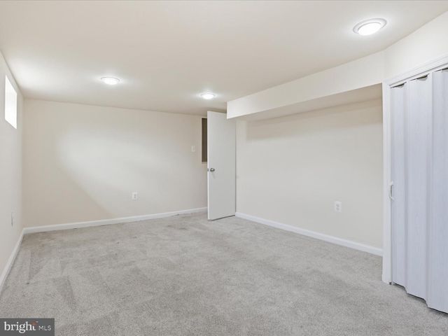 3955 TANEY AVE, Alexandria, VA 22304