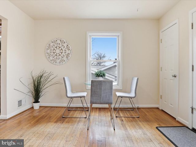 3955 TANEY AVE, Alexandria, VA 22304