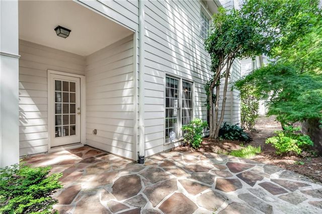 2838 Winter Rose Court, Dunwoody, GA 30360