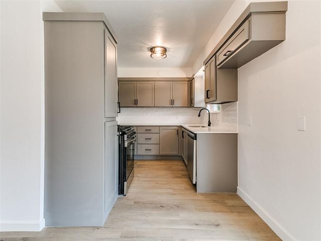 3037 SW 65th Place, Oklahoma City, OK 73159