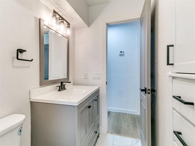 3037 SW 65th Place, Oklahoma City, OK 73159