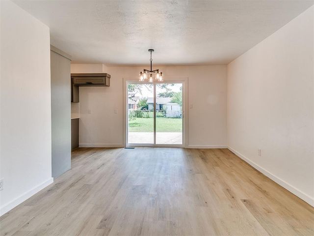 3037 SW 65th Place, Oklahoma City, OK 73159