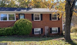 4313 HEMINGWAY DR, Woodbridge, VA 22193