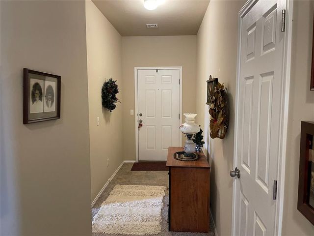 1904 Twisted Oak Court, Shawnee, OK 74804
