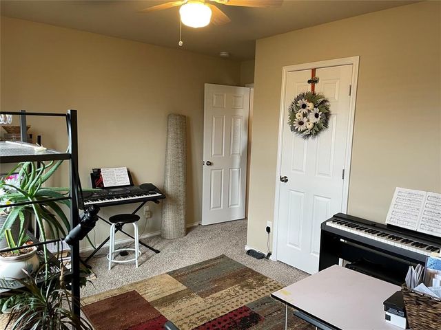 1904 Twisted Oak Court, Shawnee, OK 74804