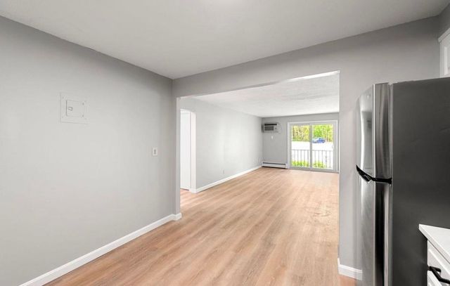 3 Pembroke Dr Unit 15, Derry, NH 03038