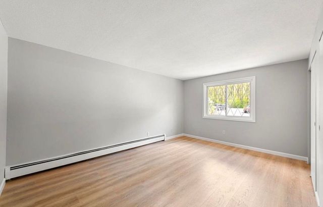 3 Pembroke Dr Unit 15, Derry, NH 03038