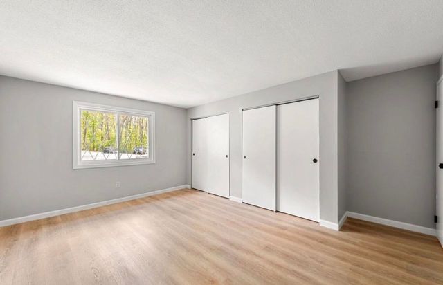 3 Pembroke Dr Unit 15, Derry, NH 03038