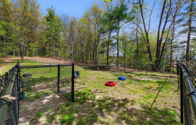 3 Pembroke Dr Unit 15, Derry, NH 03038
