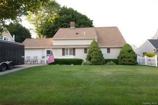 245 Sprucewood Drive, Levittown, NY 11756