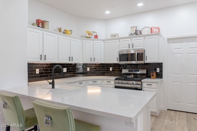 3131 E LEGACY Drive 1093, Phoenix, AZ 85042