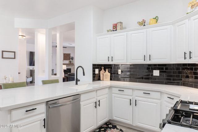 3131 E LEGACY Drive 1093, Phoenix, AZ 85042