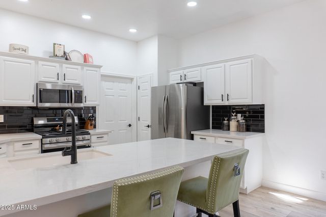 3131 E LEGACY Drive 1093, Phoenix, AZ 85042