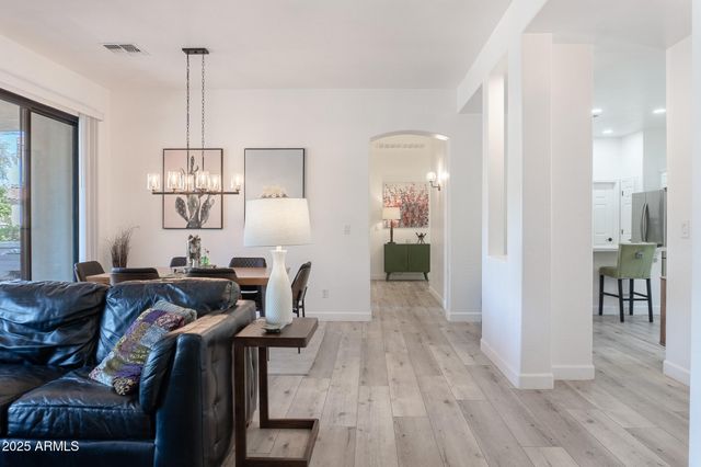 3131 E LEGACY Drive 1093, Phoenix, AZ 85042