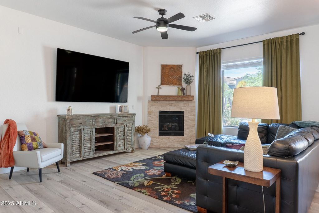 3131 E LEGACY Drive 1093, Phoenix, AZ 85042