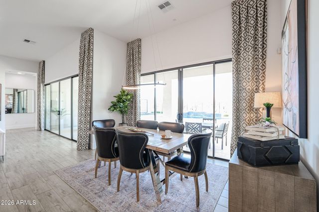 1612 E CREEK CANYON Road, Phoenix, AZ 85086