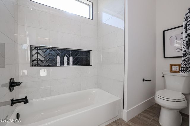 1612 E CREEK CANYON Road, Phoenix, AZ 85086