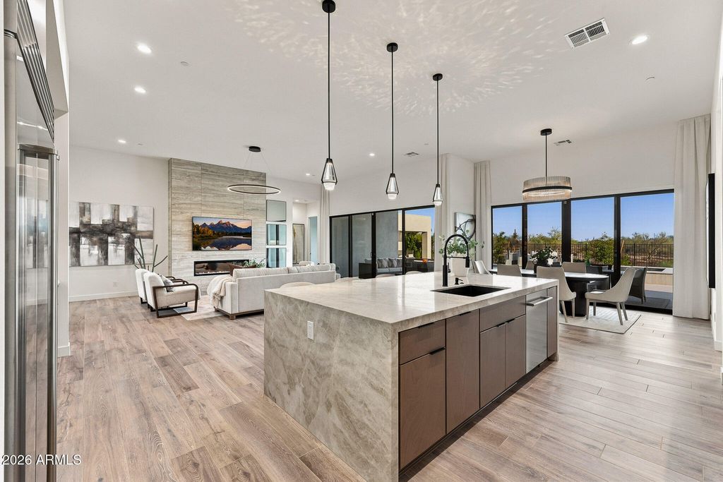1612 E CREEK CANYON Road, Phoenix, AZ 85086 — photo 4