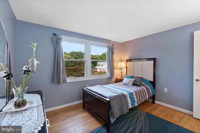 2 BROOMALL CT, Silver Spring, MD 20906