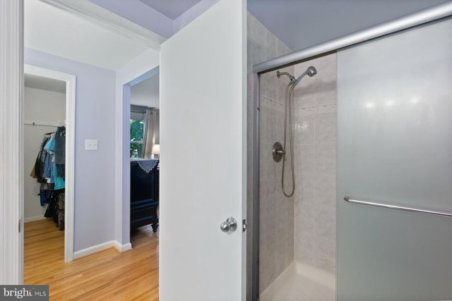 2 BROOMALL CT, Silver Spring, MD 20906