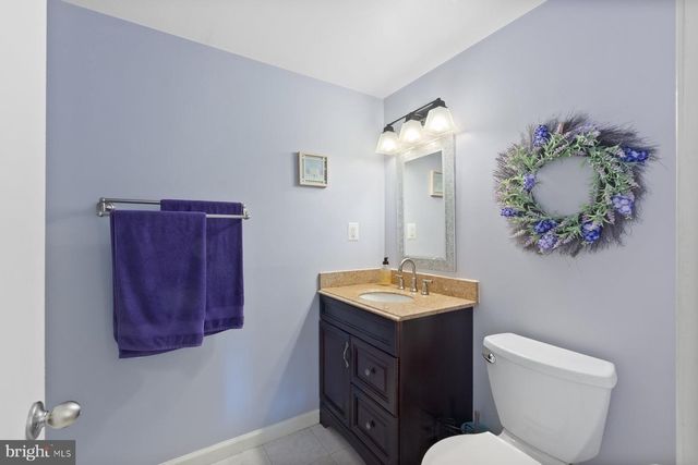 2 BROOMALL CT, Silver Spring, MD 20906