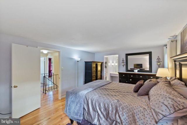 2 BROOMALL CT, Silver Spring, MD 20906