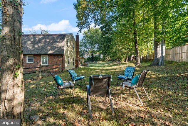 2 BROOMALL CT, Silver Spring, MD 20906