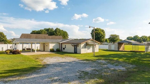 112 Rennert Road, Lumberton, NC 28360