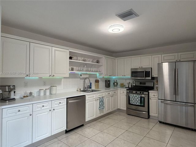15316 SW 111th Street, Miami, FL 33196