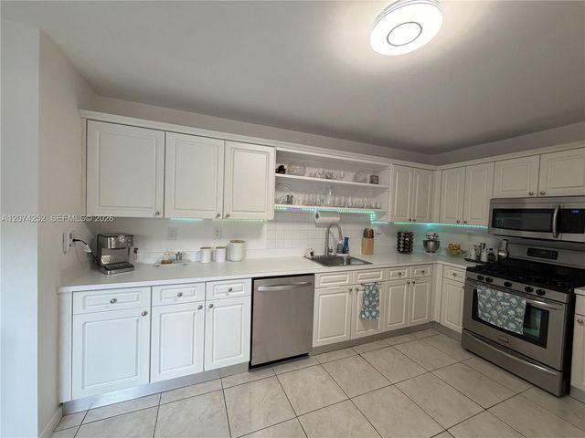 15316 SW 111th Street, Miami, FL 33196