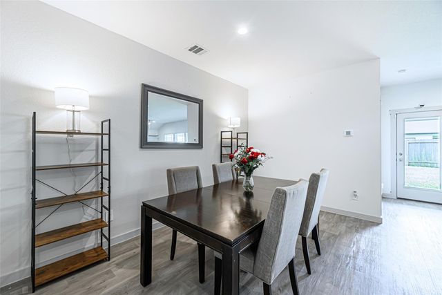 246 Dusty Bridle Lane, Rosharon, TX 77583