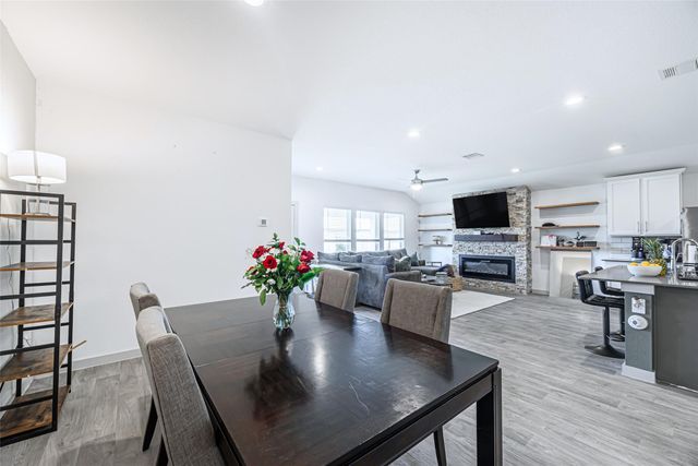 246 Dusty Bridle Lane, Rosharon, TX 77583