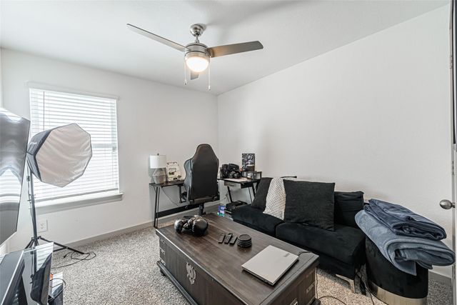 246 Dusty Bridle Lane, Rosharon, TX 77583